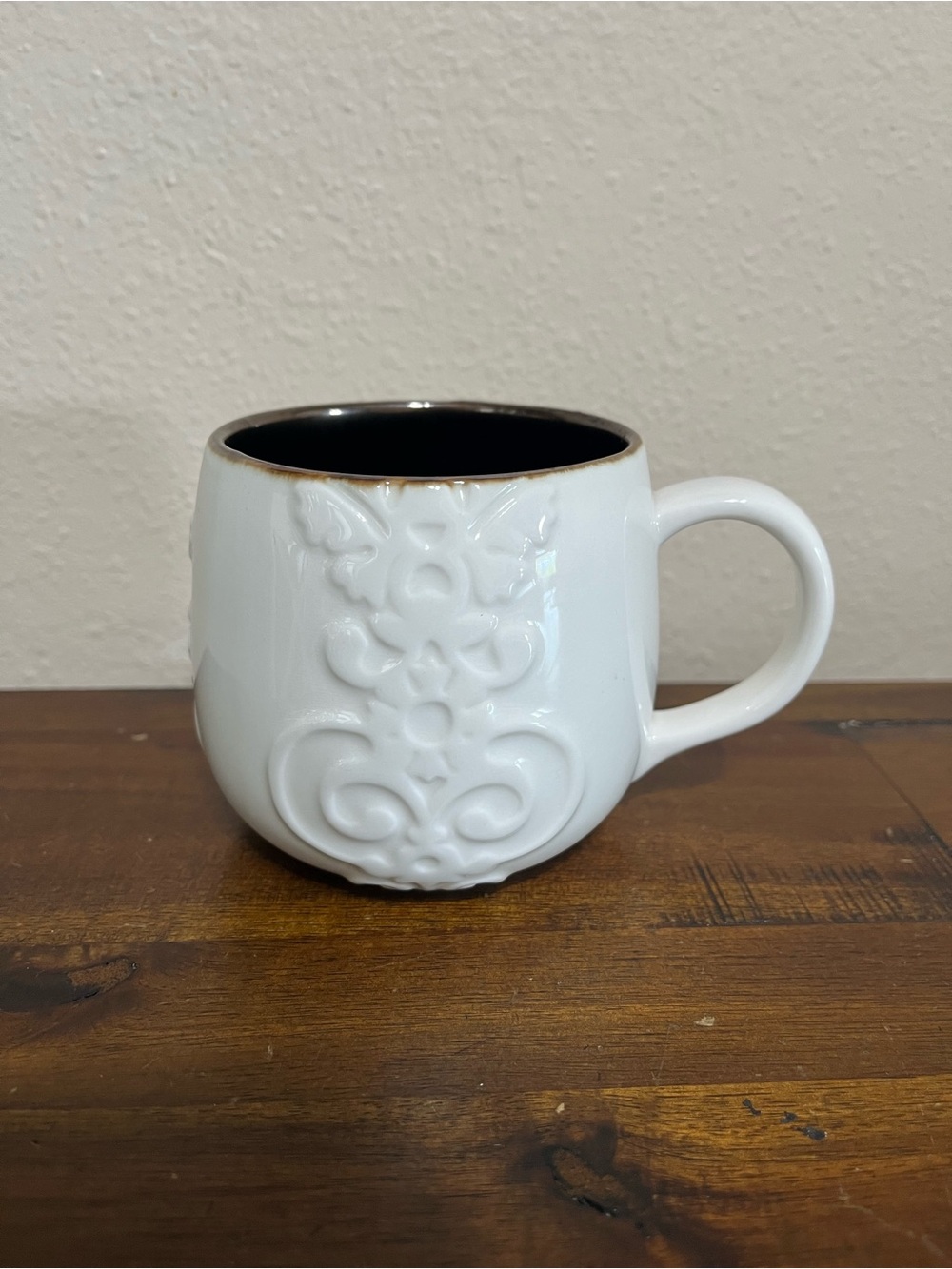 Starbucks 2013 Casi Cielo White Embossed Ceramic Mug